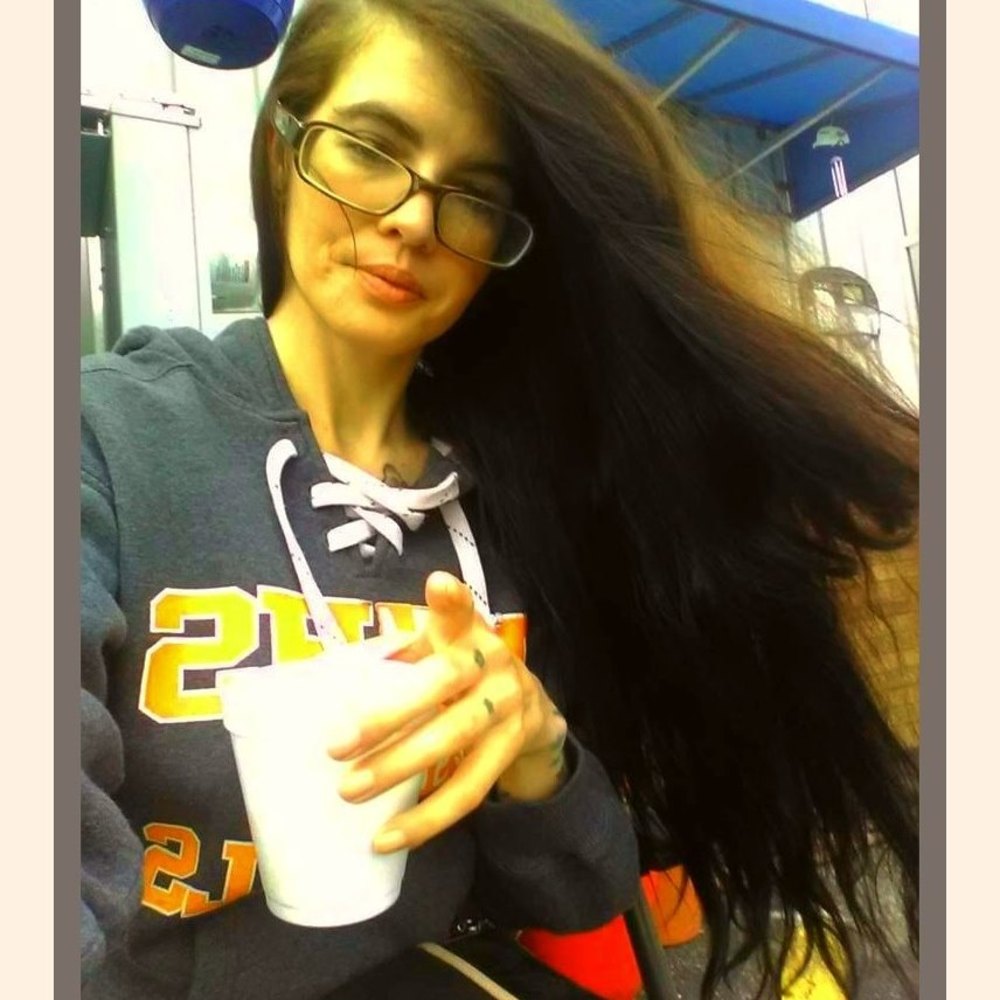 Meet your Posher, Kelly